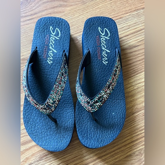 Skechers Shoes Skechers Yoga Foam Flip Flops With Bling Poshmark